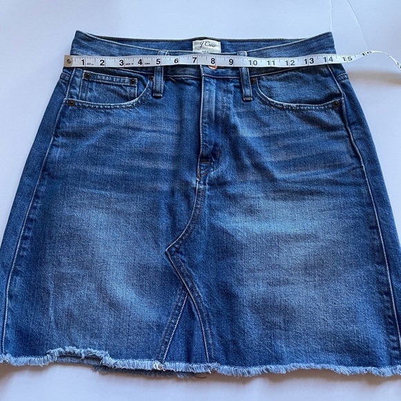 J. Crew Jean Denim skirt EUC raw hem size 26 / small - Picture 6 of 8